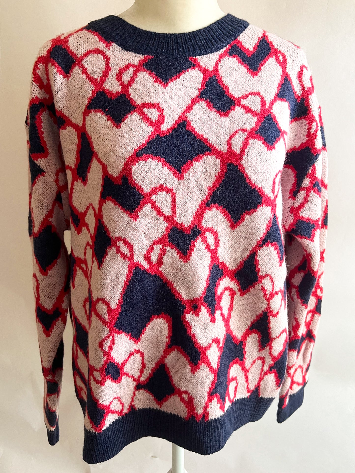 ENDLESS LOVE SWEATER