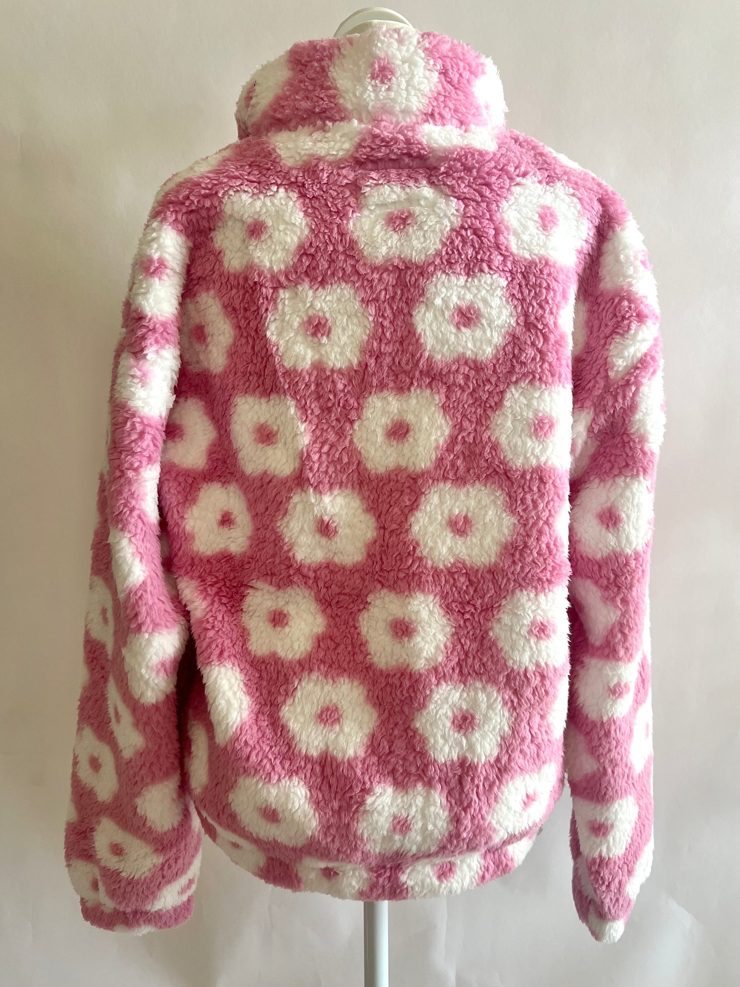 PRETTY IN PINK PULLOVER