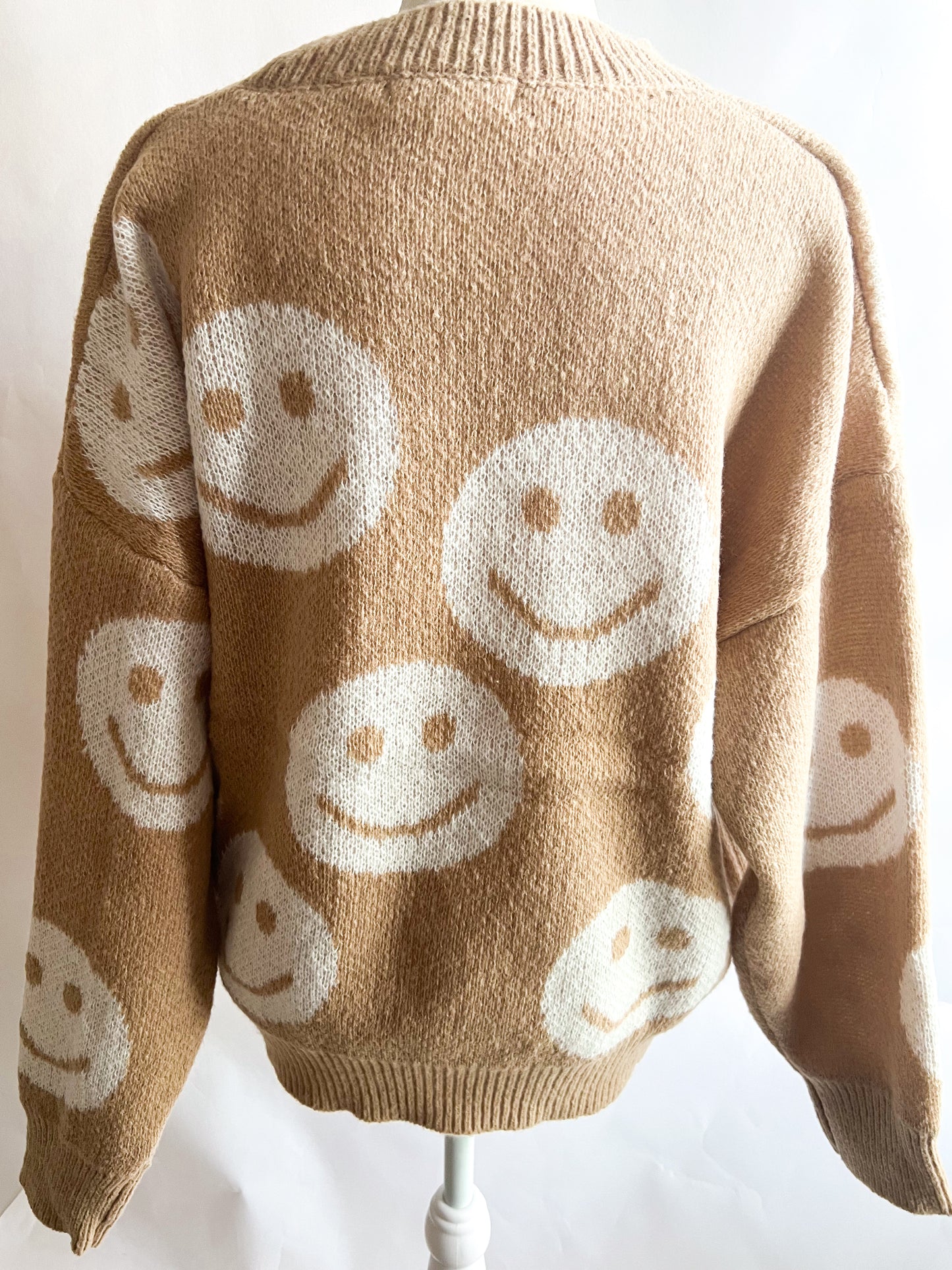 SMILEY SWEATER