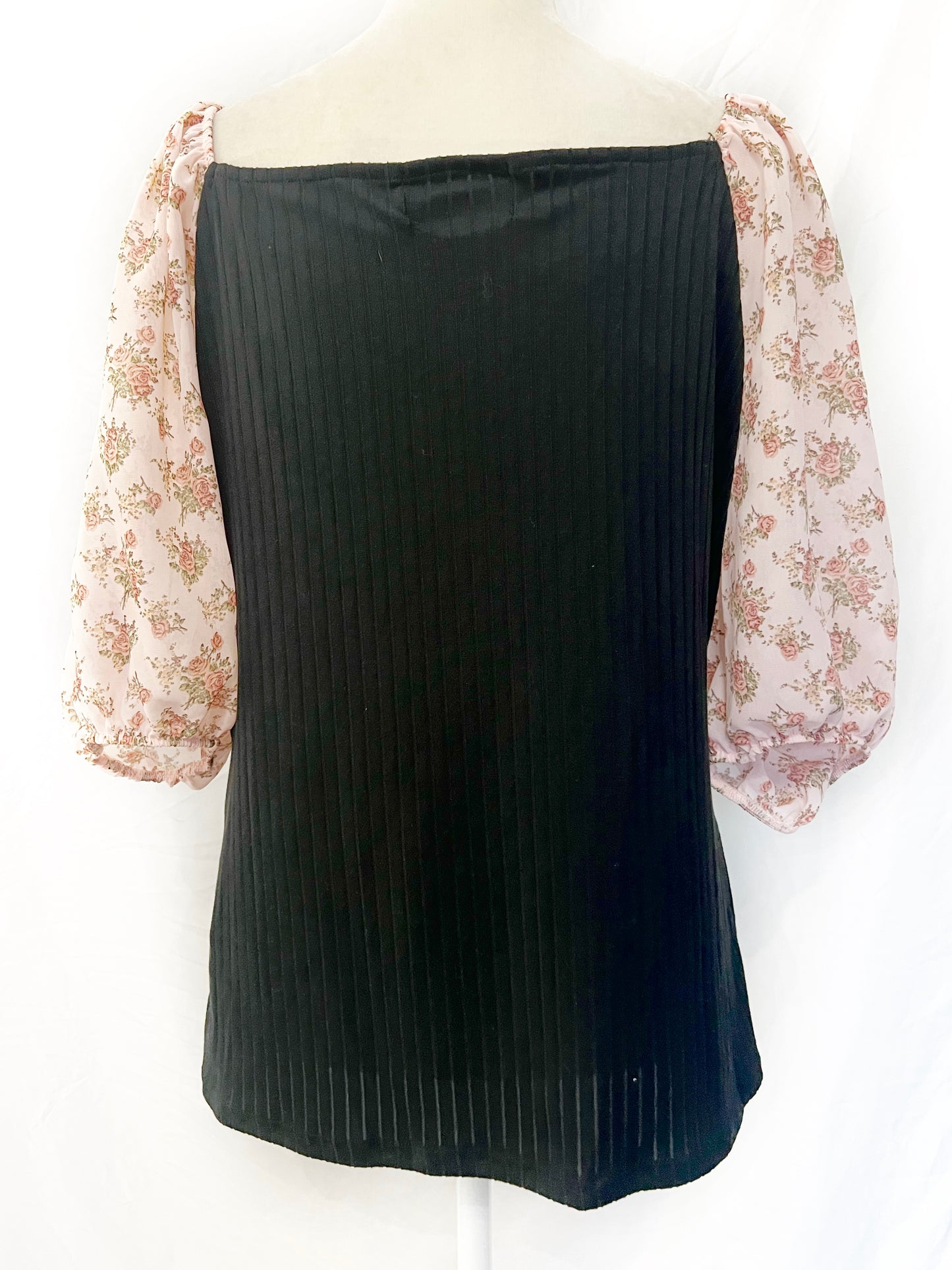 GABRIELLA TOP (BLACK)