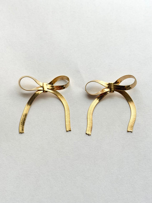 BOW EARRINGS