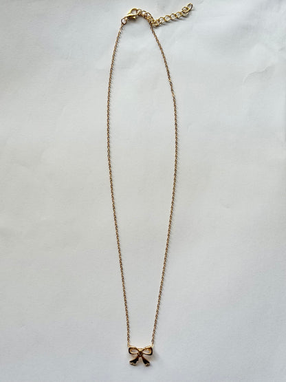 BOW NECKLACE