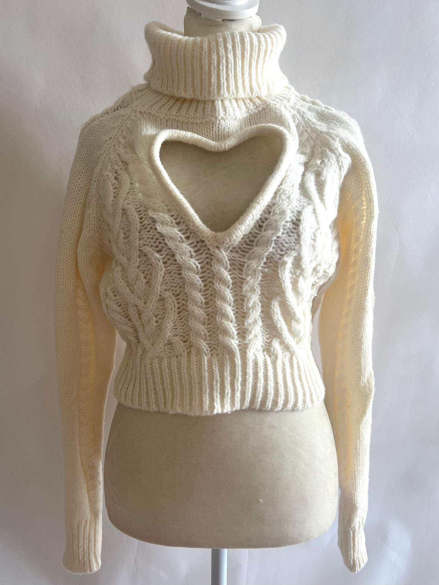 SABRINA SWEATER