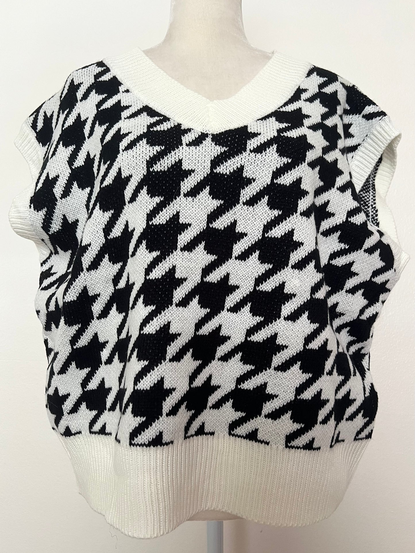 JONAS SWEATER TOP