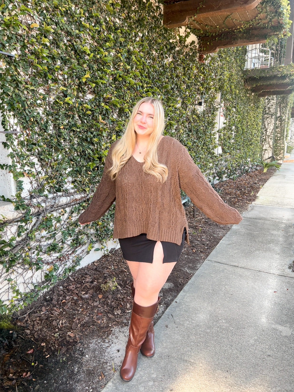 MOCHA SWEATER