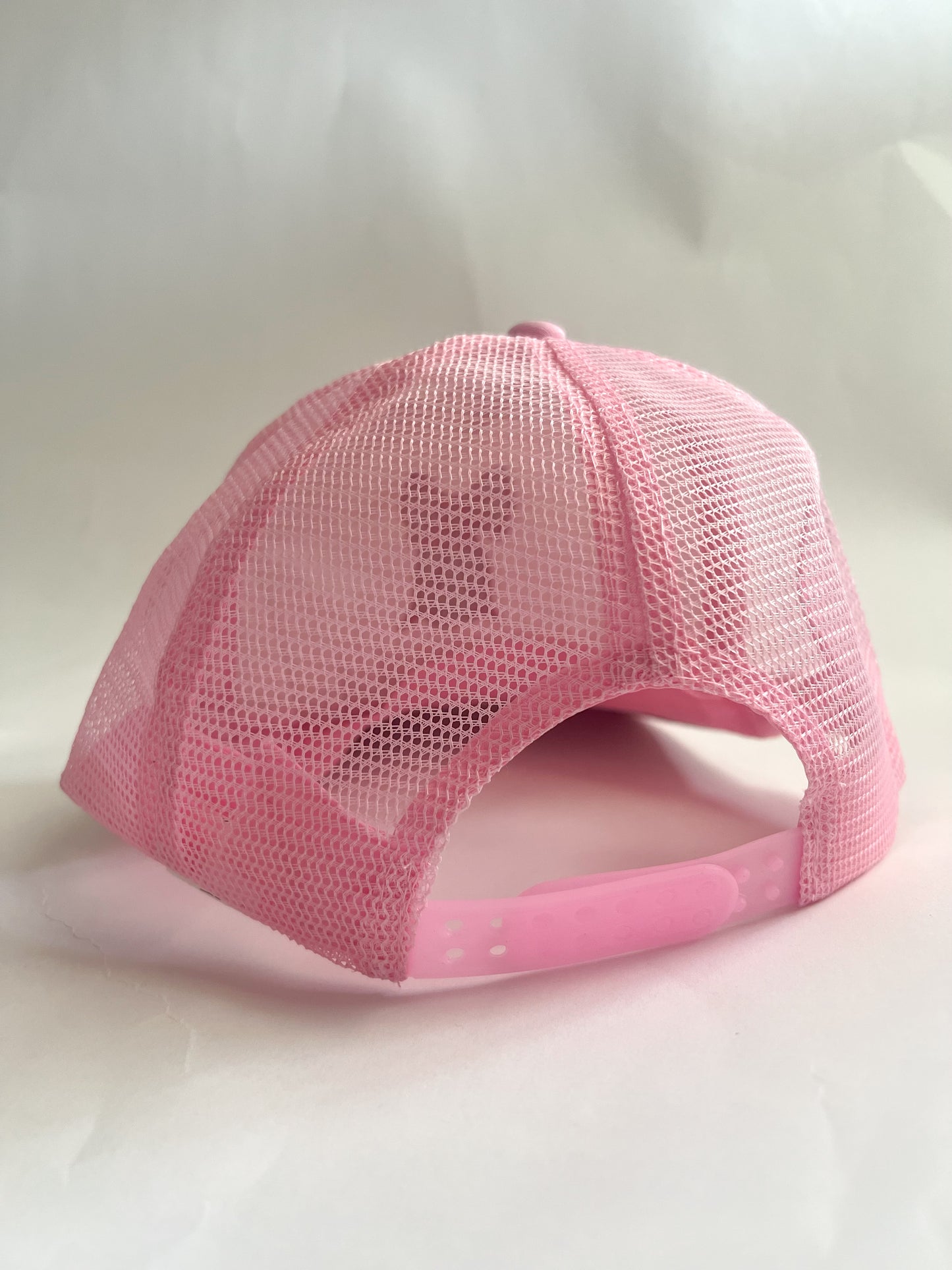PRETTY IN PINK HAT
