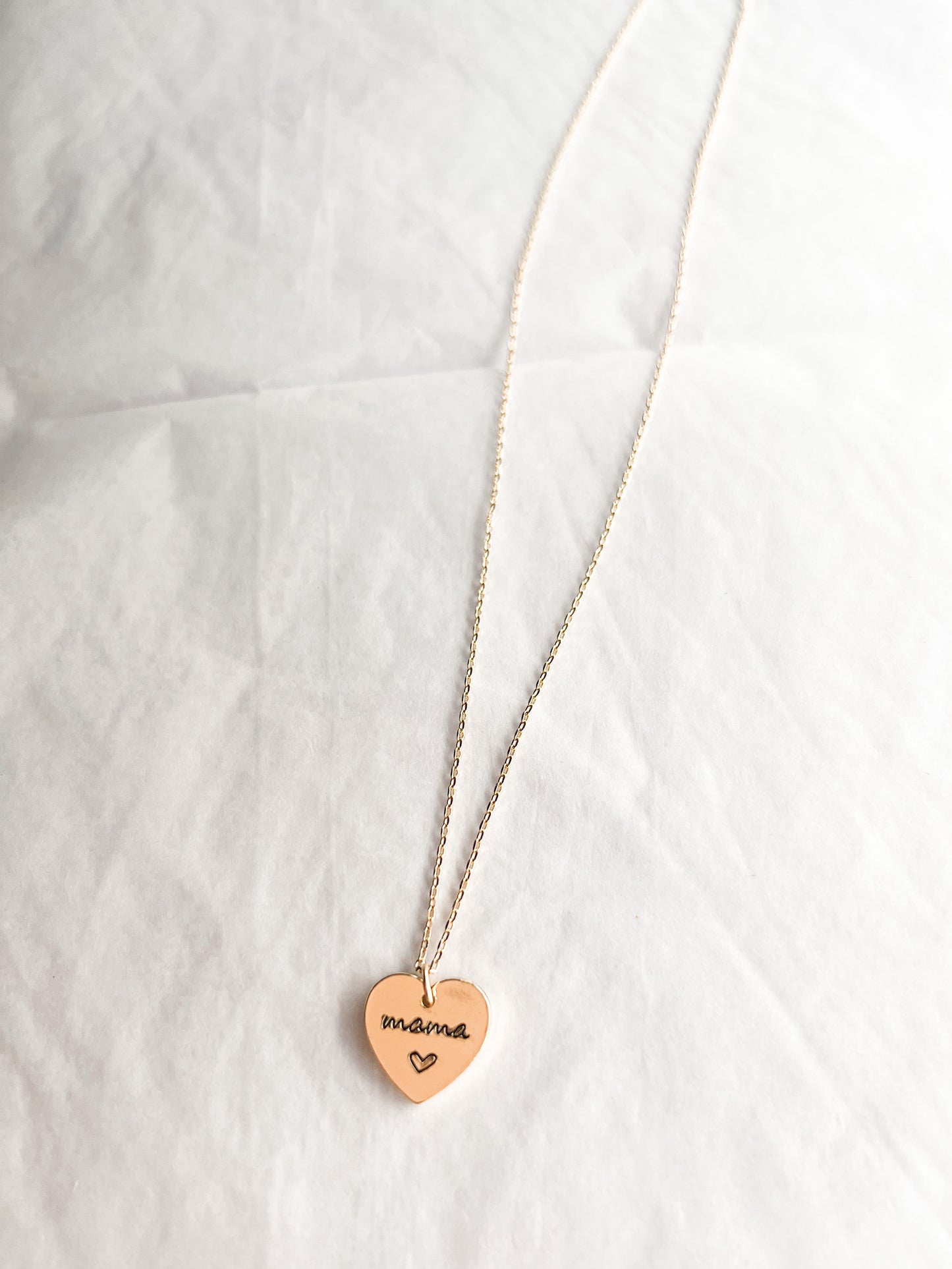 MAMA HEART NECKLACE