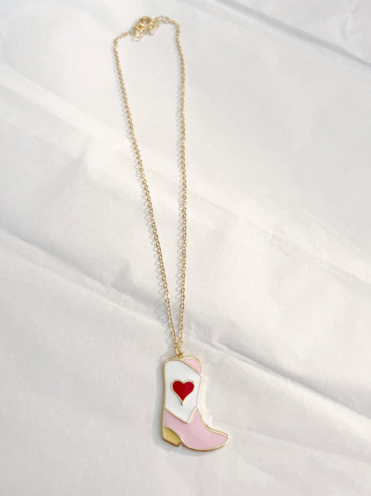 COUNTRY AT HEART NECKLACE